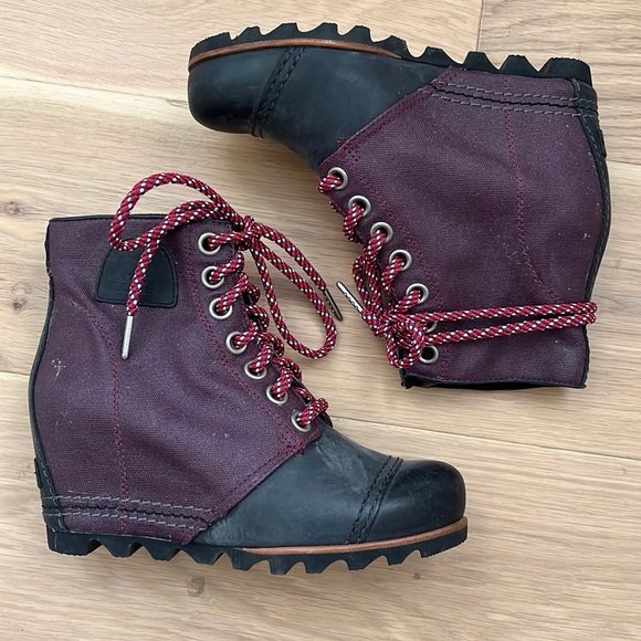 Sorel wedges - Picture 1 of 2